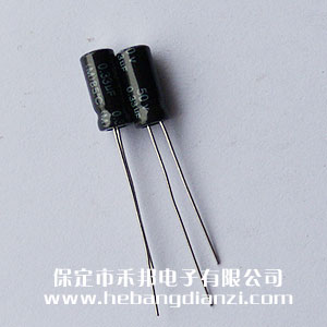 0.33uf 50V铝(lǚ)电解